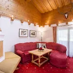 Apartment Landhaus Zirmhof *