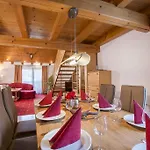 Landhaus Zirmhof *