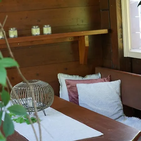 Zirmhof Apartament *